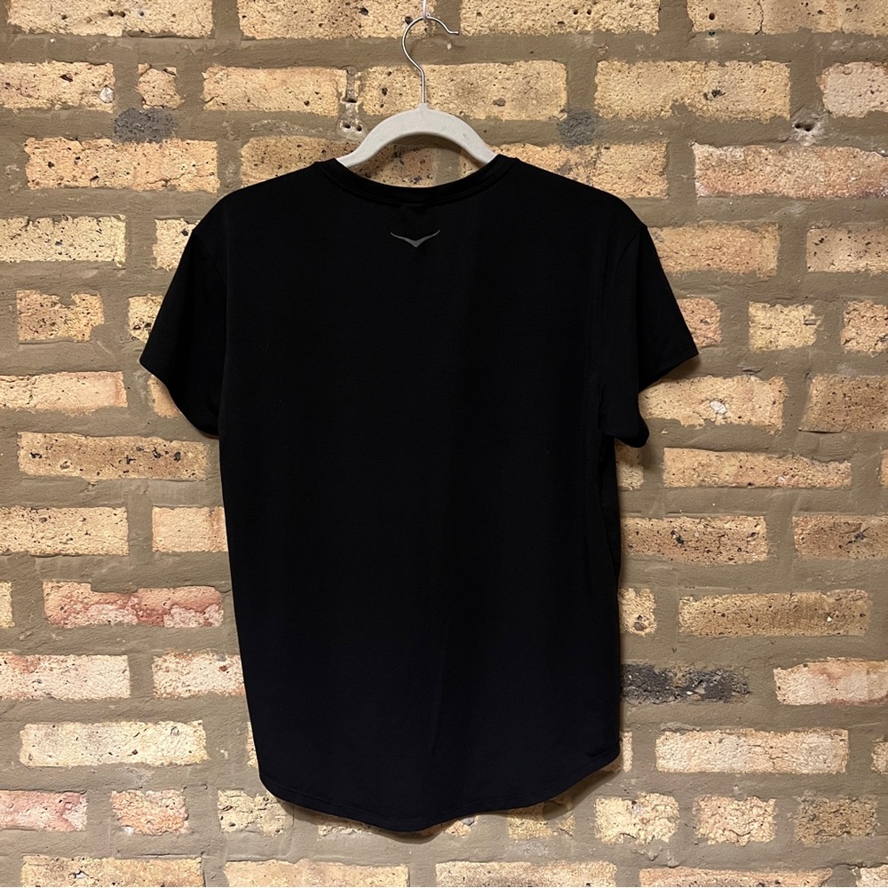 Women’s Hoka Essential Tee - Picture 3 of 3